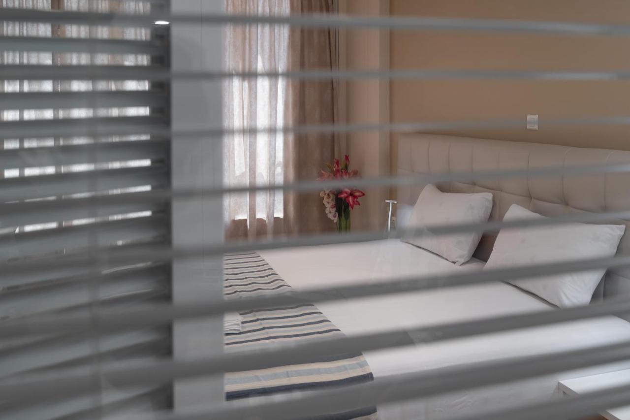 אתונה Amazing Apartments @ Monastiraki Subway Station מראה חיצוני תמונה